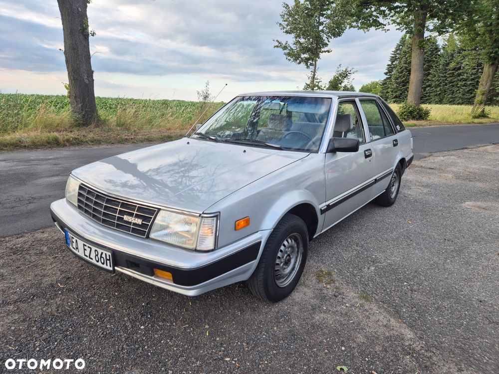 Nissan Sunny - 1