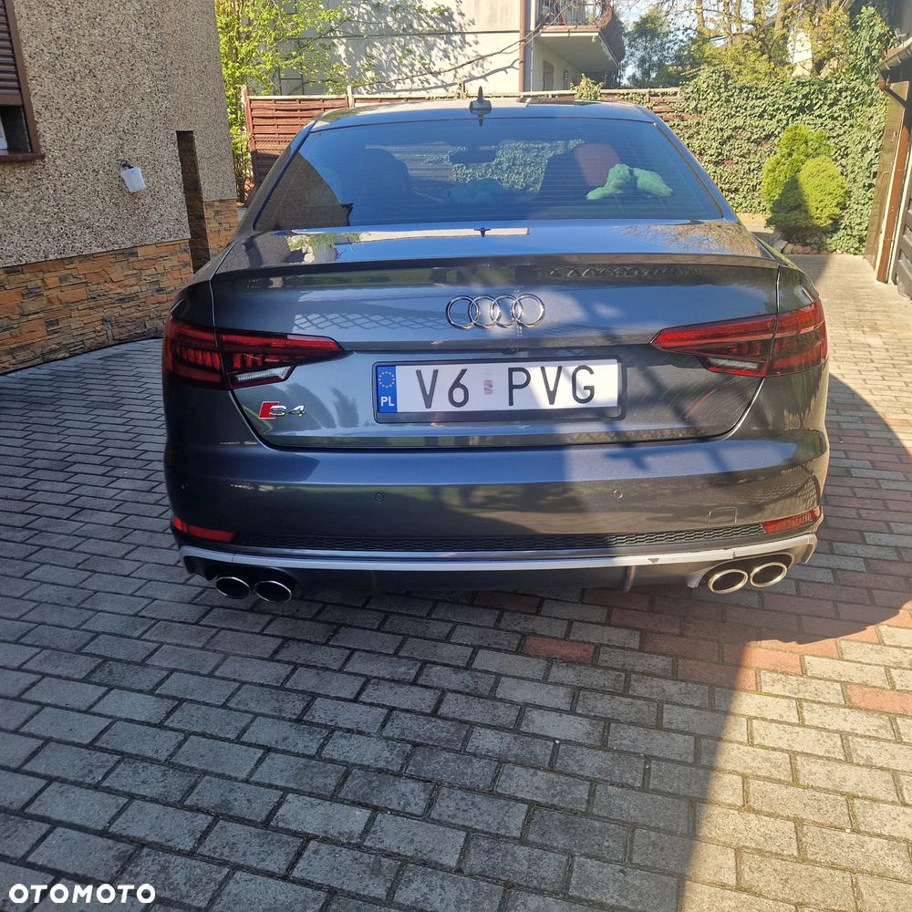Audi S4 Limousine - 4