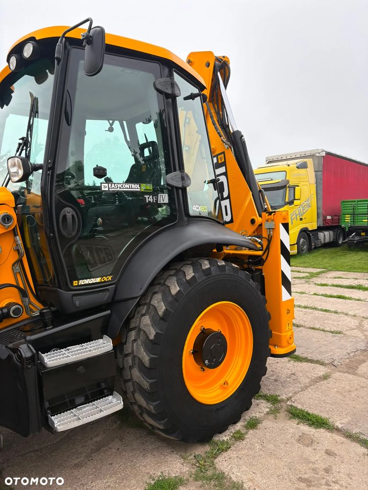JCB 4CX - 26