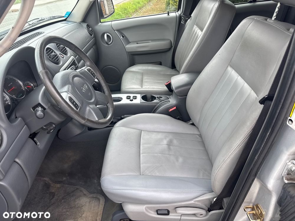 Jeep Cherokee 2.8 CRD Automatik Limited - 16