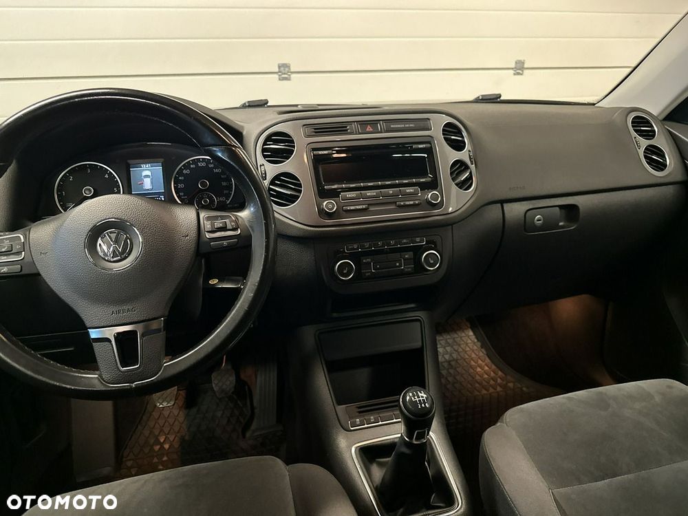 Volkswagen Tiguan - 8