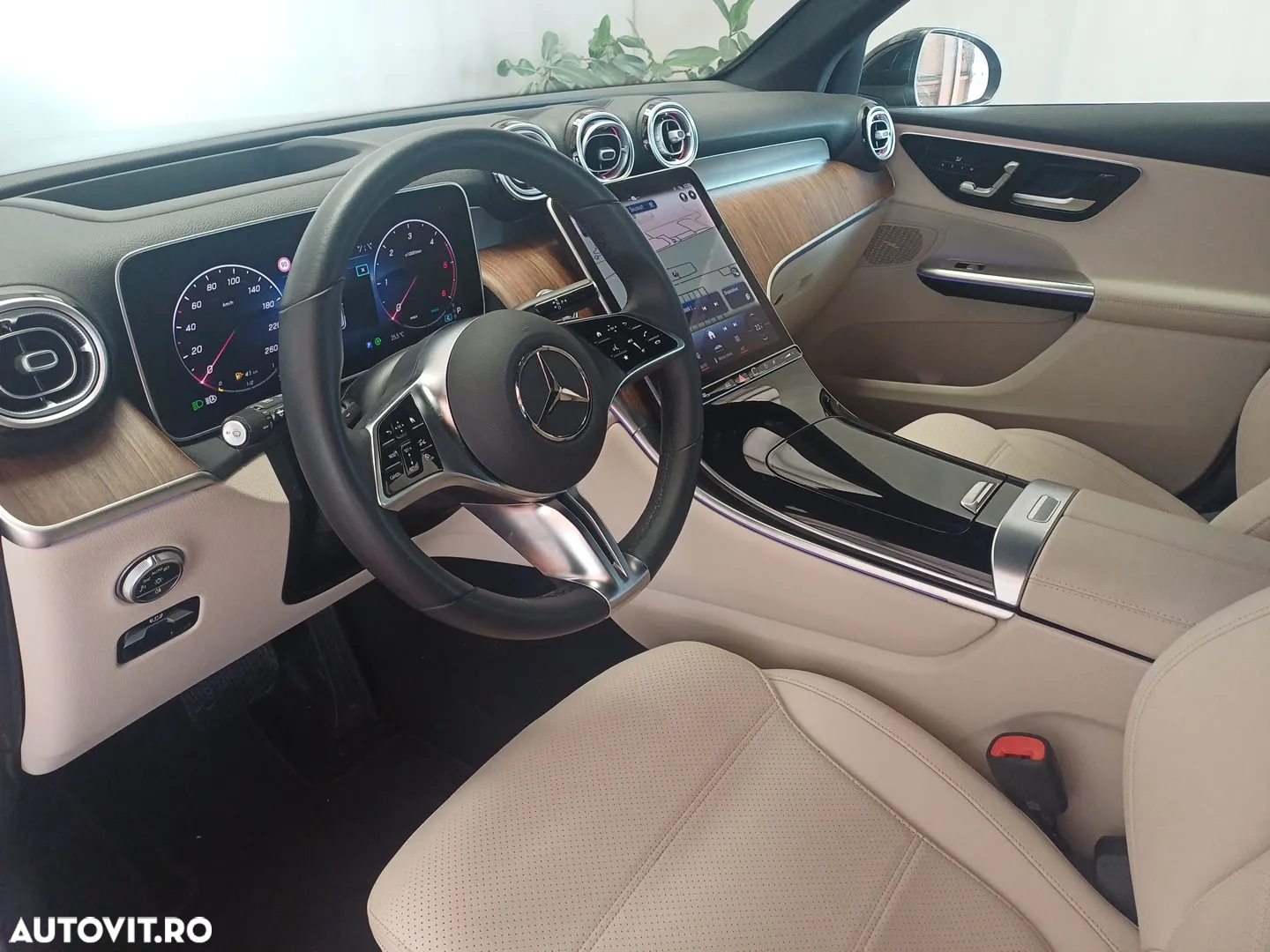 Mercedes-Benz GLC 220 d 4MATIC MHEV - 11