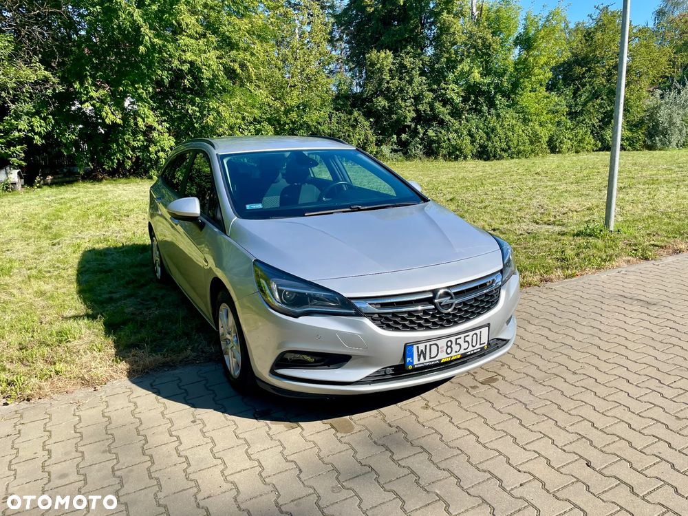 Opel Astra 1.6 CDTI Enjoy - 2