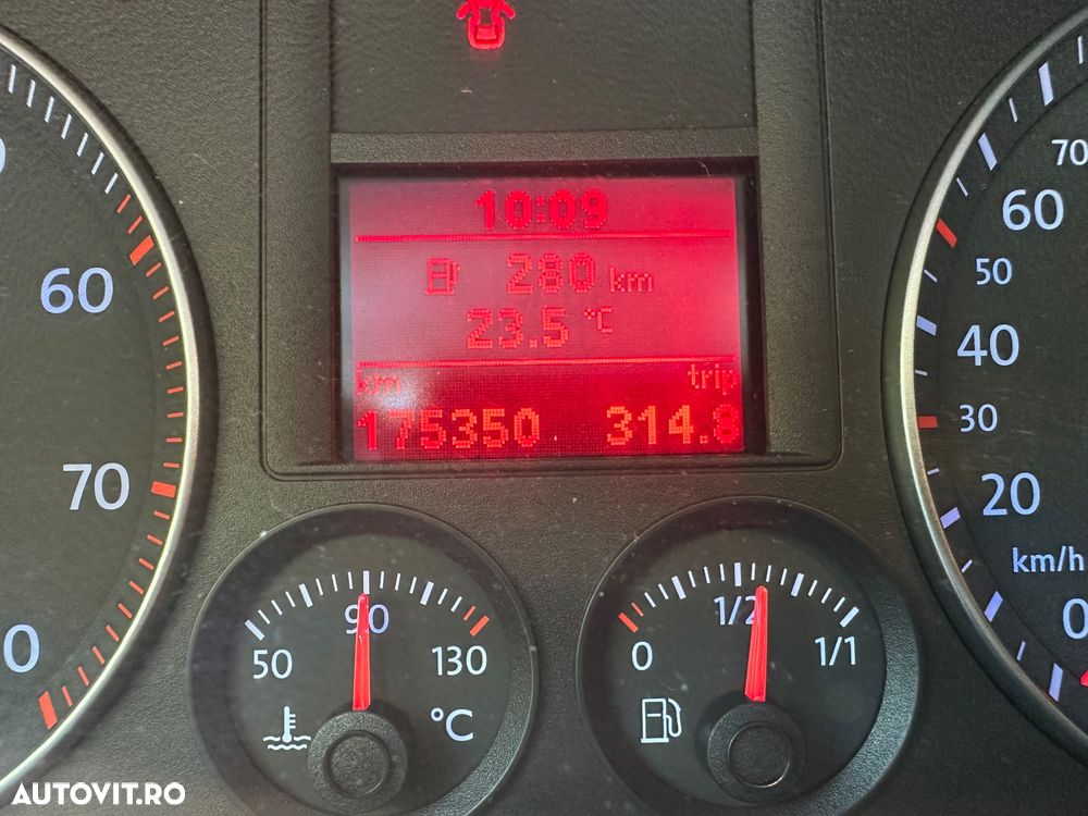 Volkswagen Golf Plus - 3