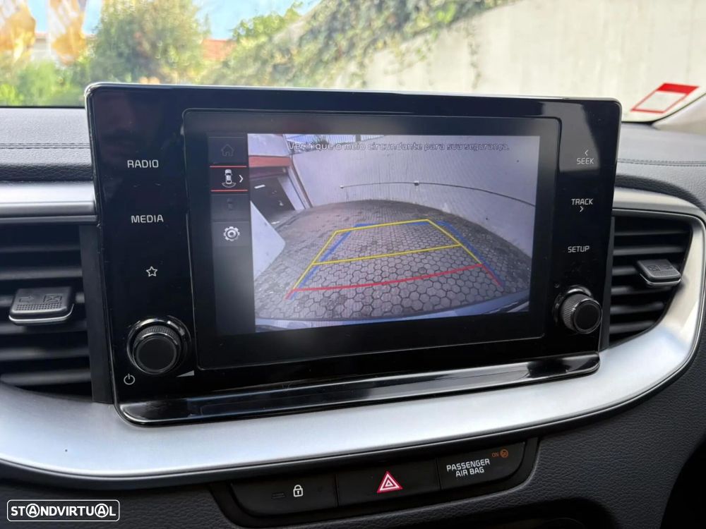 Kia XCeed 1.0 T-GDi Dynamic - 44