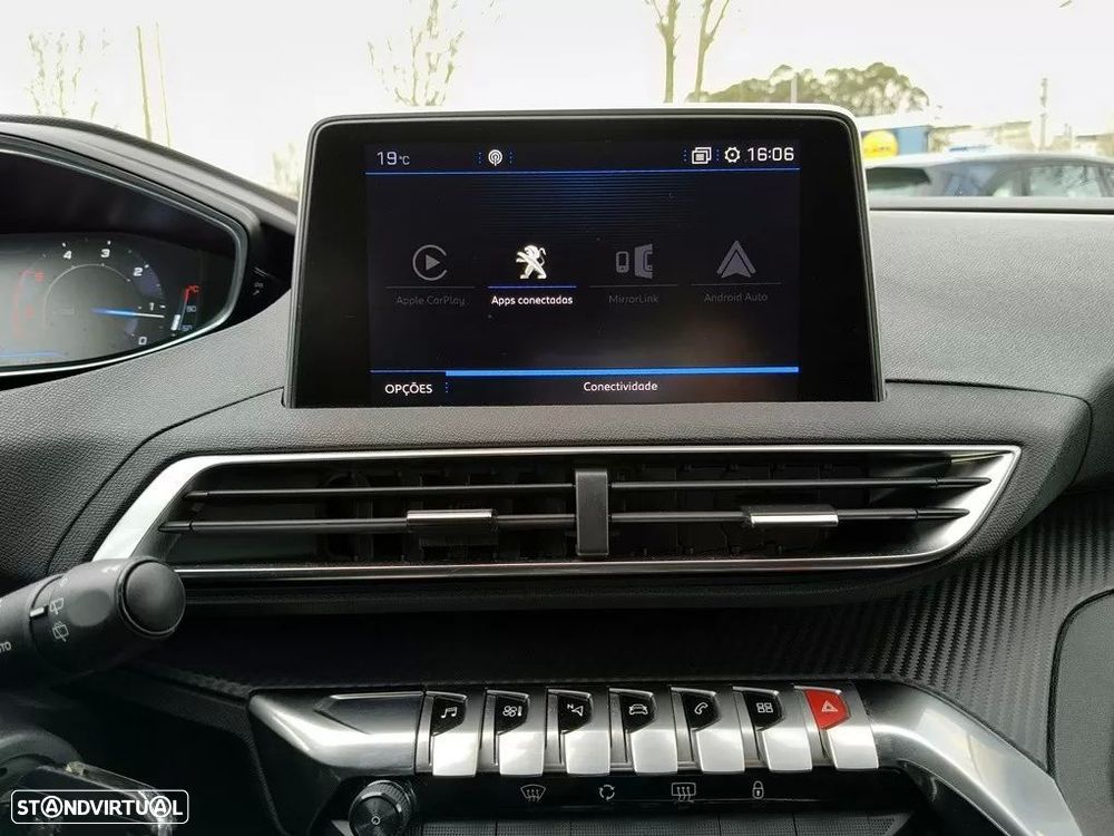 Peugeot 3008 1.5 BlueHDi Allure EAT8 - 22