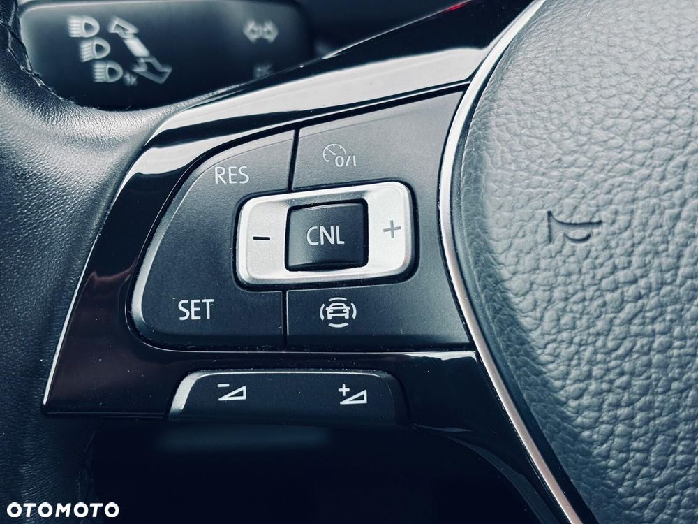 Volkswagen Tiguan 1.5 TSI EVO Trendline - 22