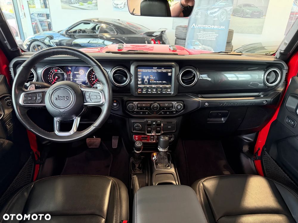 Jeep Wrangler - 29