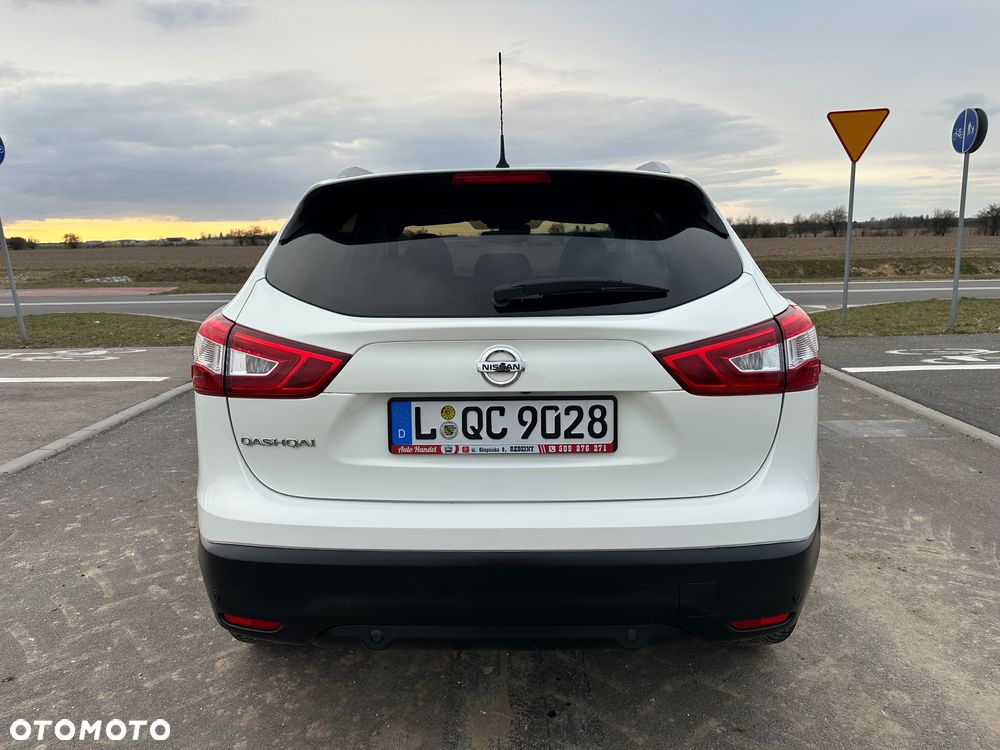 Nissan Qashqai 1.6 DIG-T Tekna - 24