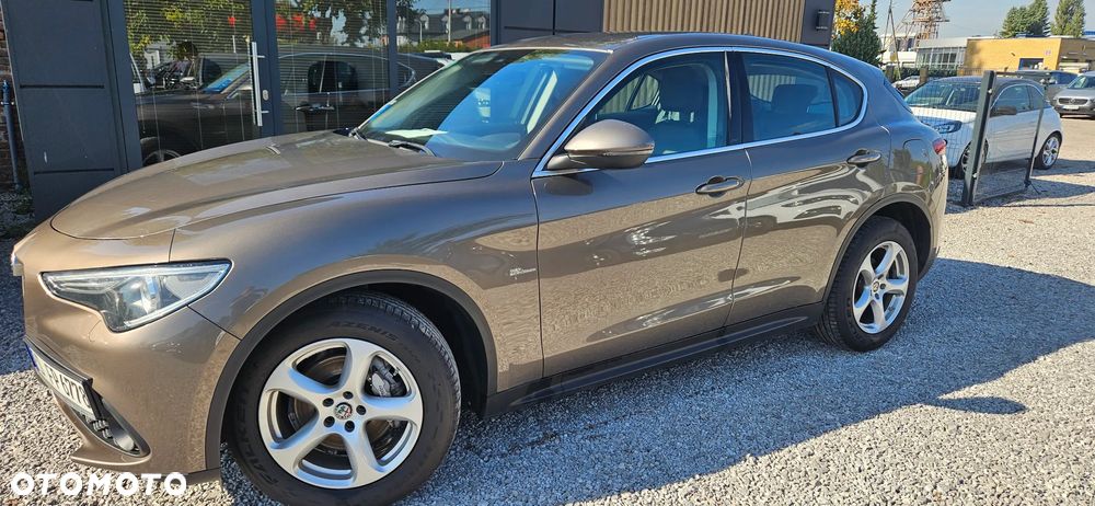 Alfa Romeo Stelvio 2.2 16V AT8 Executive - 7