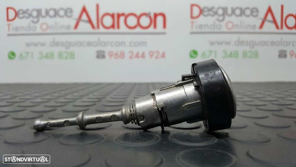 CANHÃO DA PORTA FRENTE ESQUERDA RENAULT TWINGO III DYNAMIQUE - 2