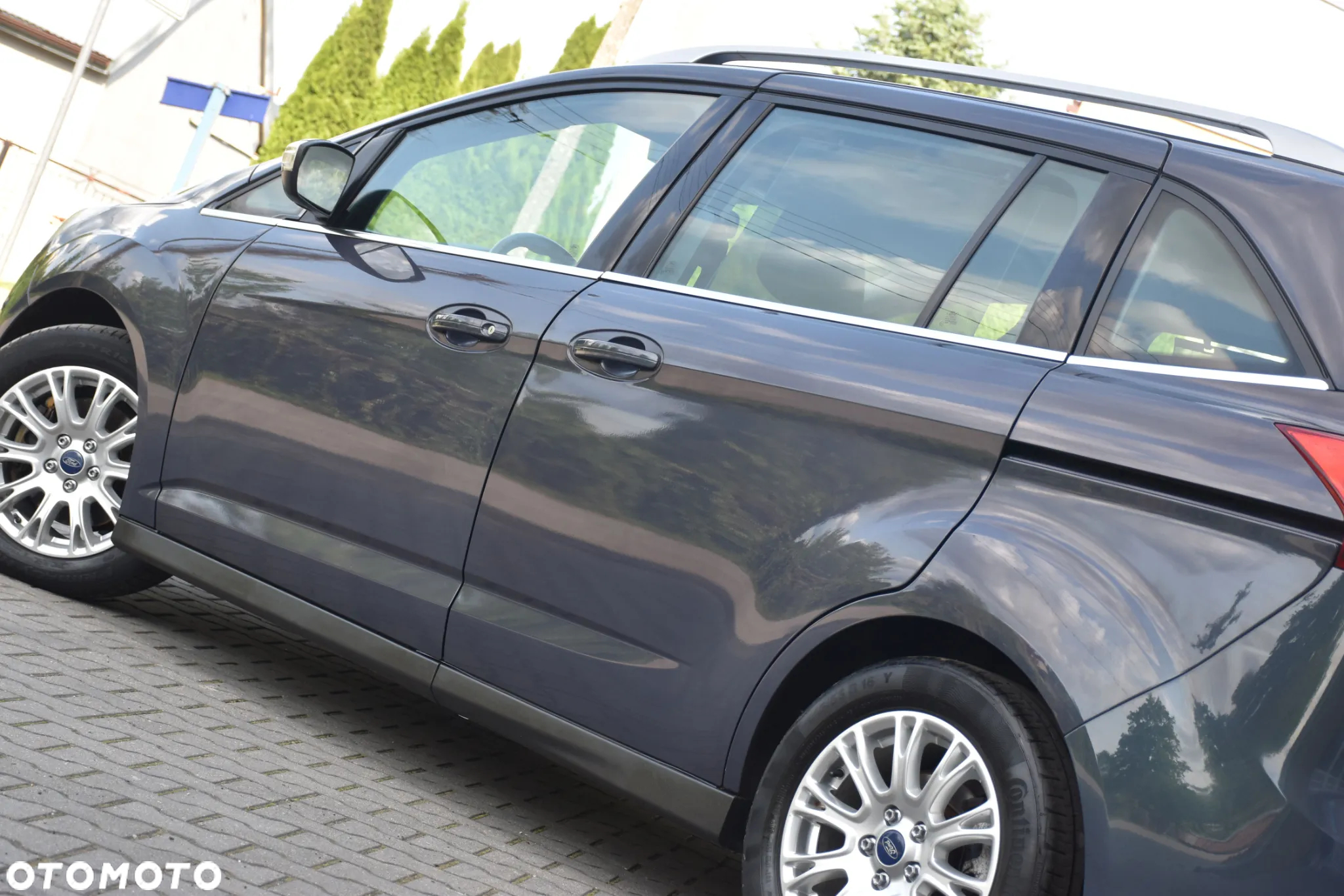 Ford Grand C-MAX 2.0 TDCi Titanium - 40