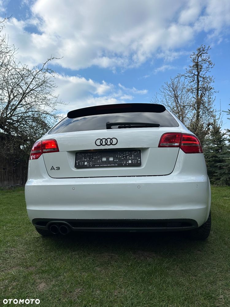 Audi A3 Sportback 1.4 TFSI S line Sportpaket - 11