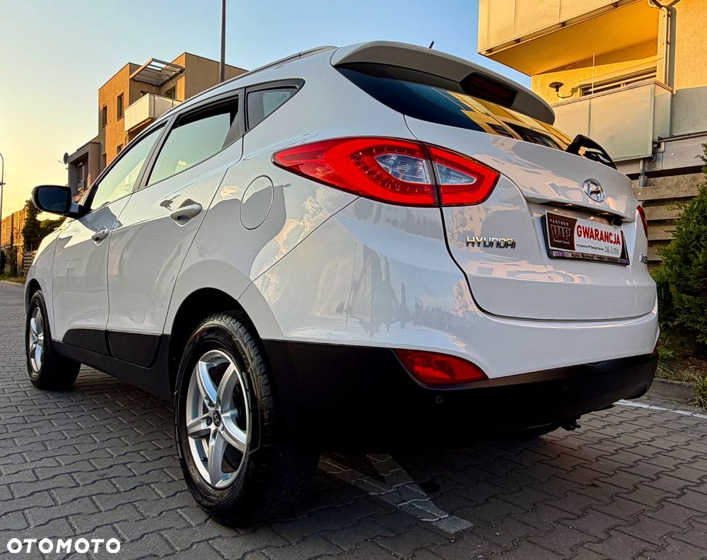 Hyundai ix35 1.6 2WD Fifa World Cup Edition - 3