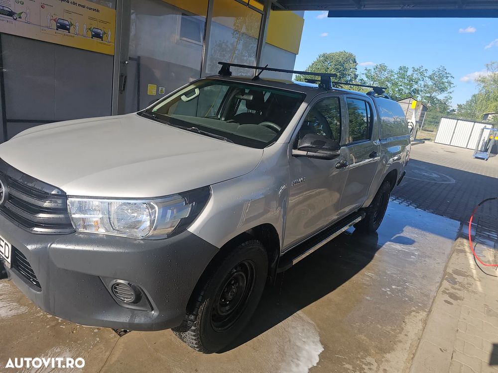 Toyota Hilux 4x4 Double Cab M/T Style - 10