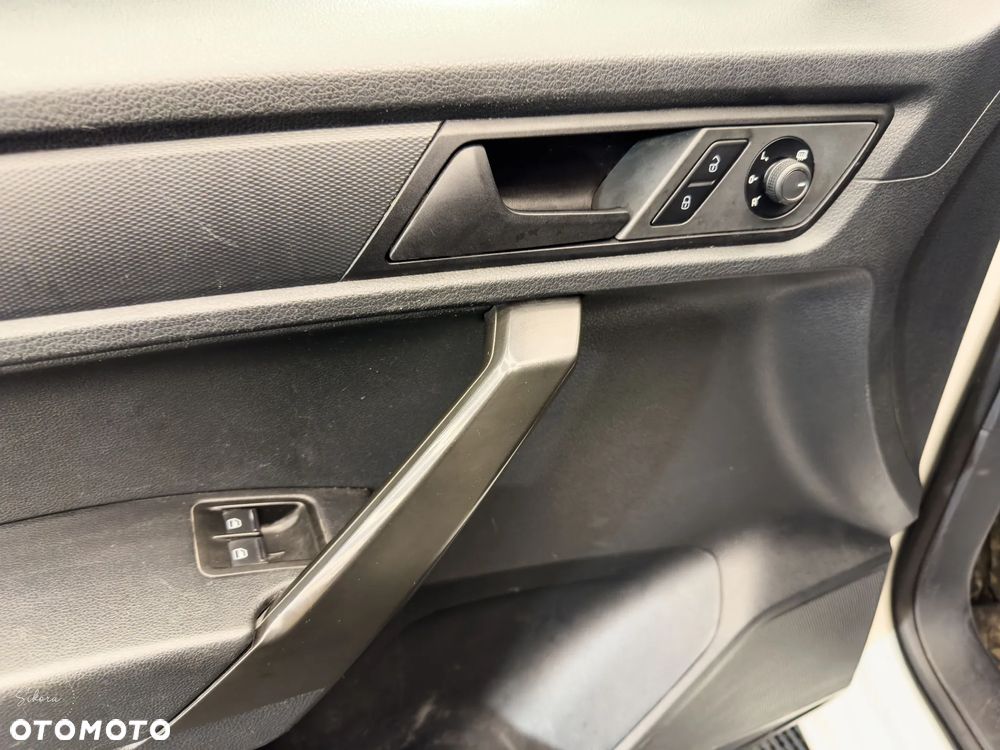 Volkswagen CADDY - 21