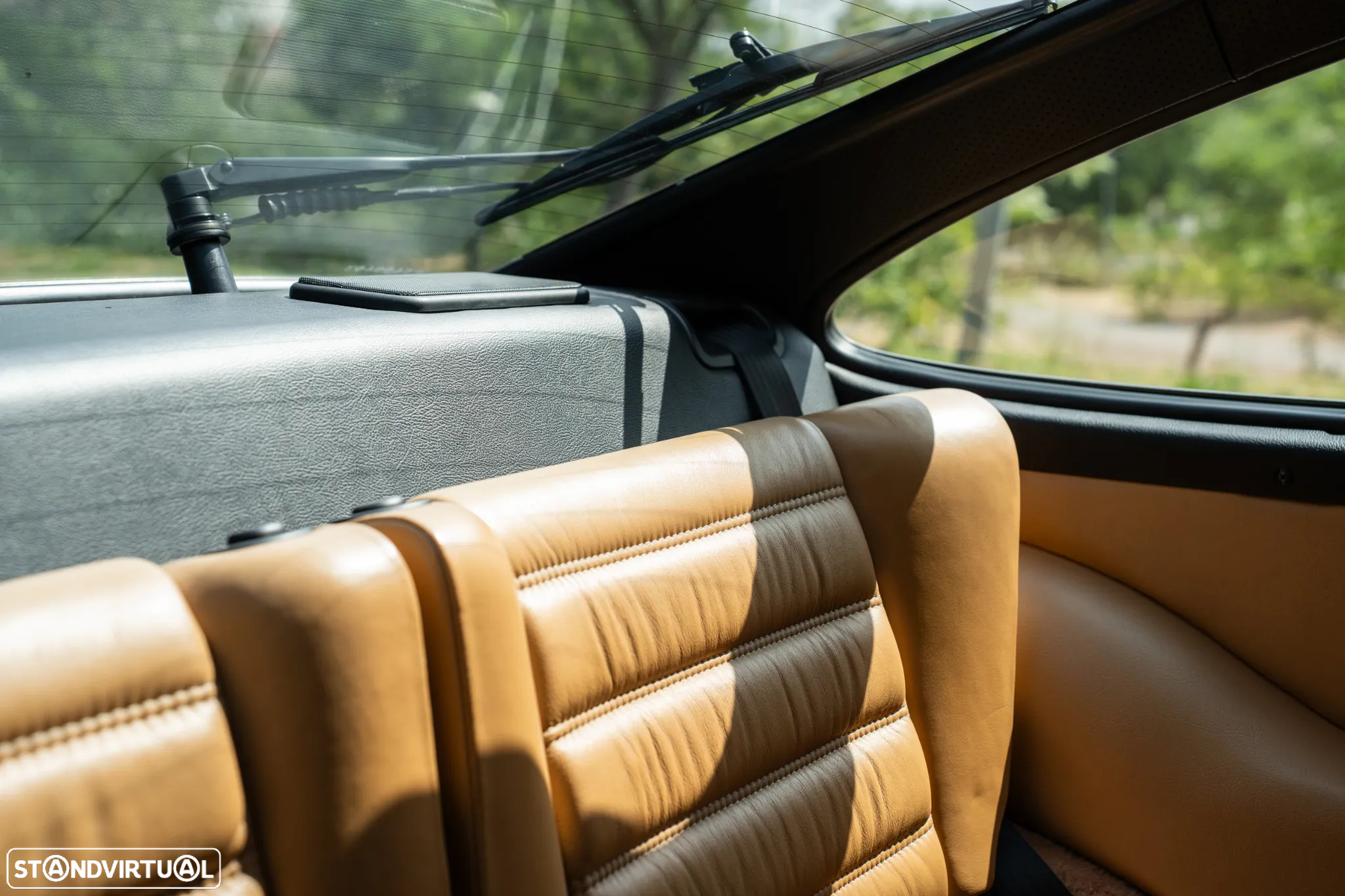 Porsche 911 (964) Coupé 3.6 Carrera 2 - 29