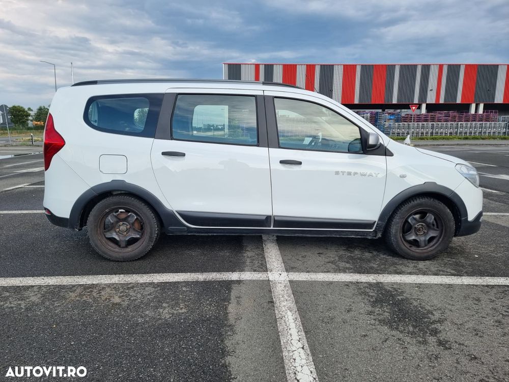Dacia Lodgy TCe 130 GPF Stepway - 6