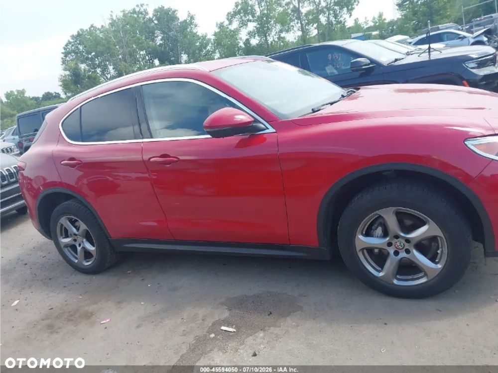 Alfa Romeo Stelvio - 23