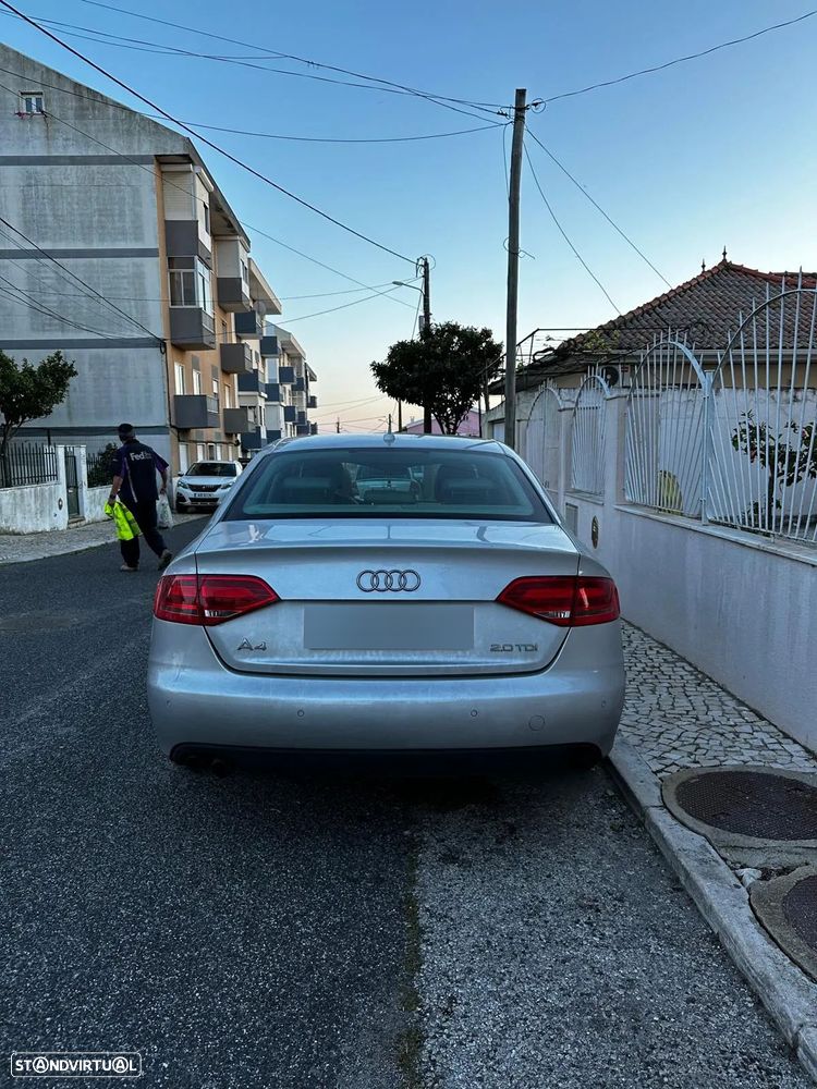 Audi A4 2.0 TDI Advance Multitronic - 2