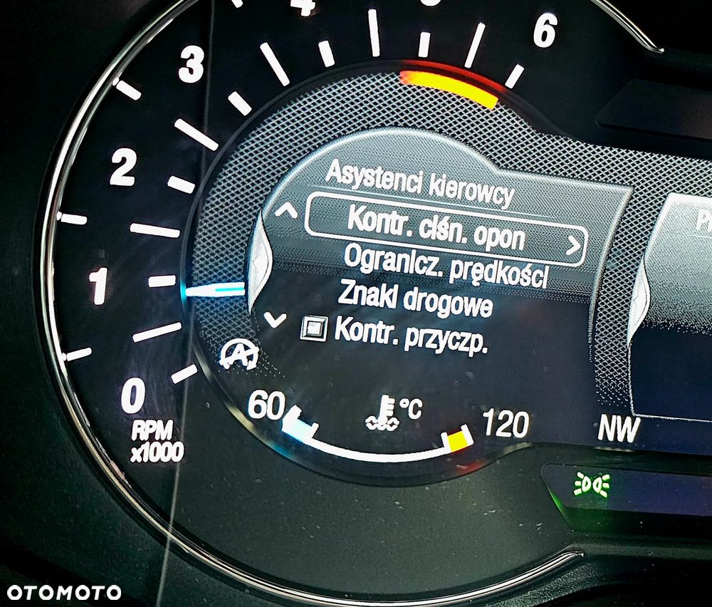 Ford S-Max 2.0 EcoBlue Titanium - 39