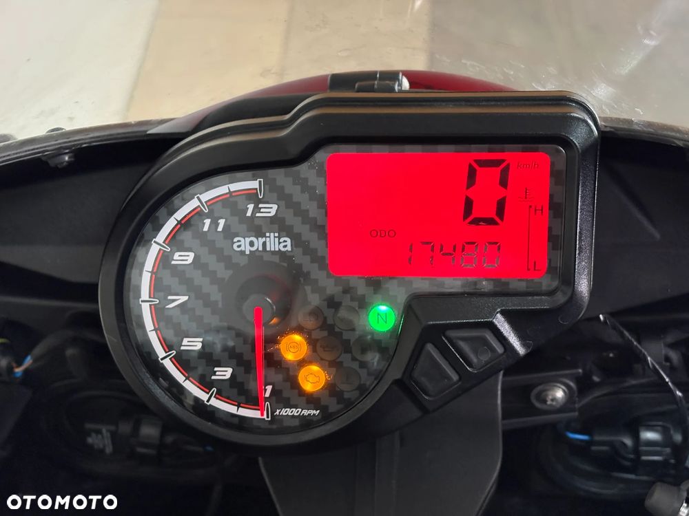 Aprilia RS - 8