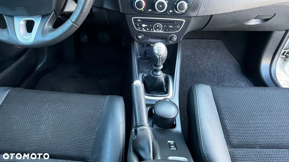 Renault Megane 1.6 Dynamique - 30