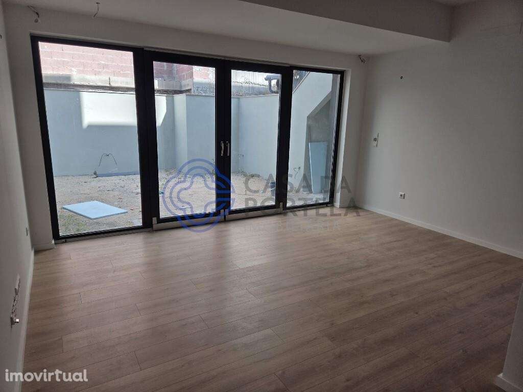 Apartamento T1+1 em Costa Cabral - Grande imagem: 4/11