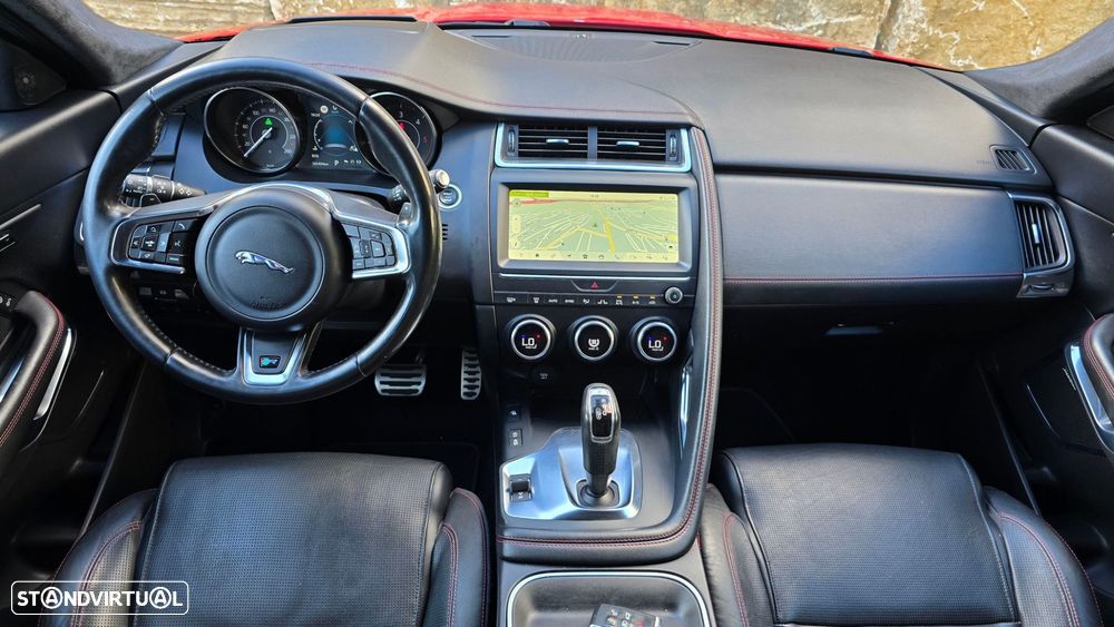 Jaguar E-Pace 2.0 i4D R-Dynamic AWD Aut. - 13
