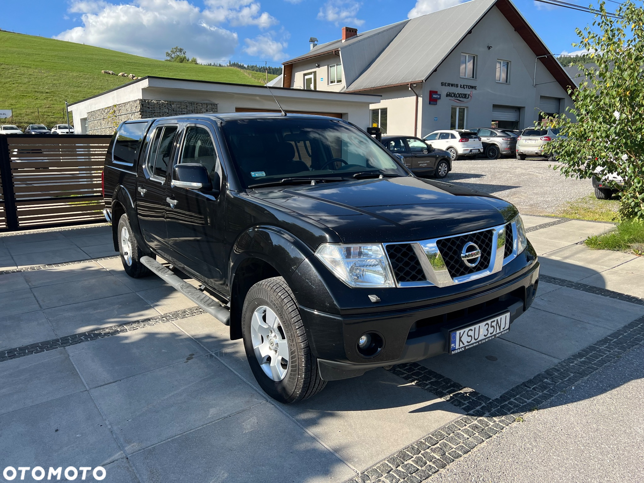Nissan Navara 2.5 D R-Black - 3