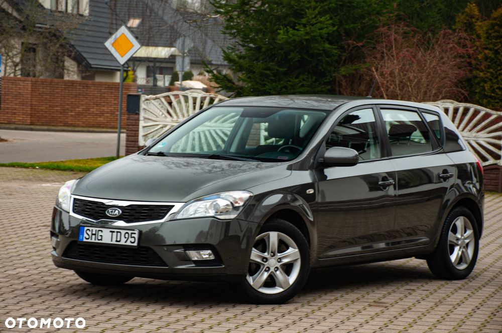 Kia Ceed 1.6 CVVT LX - 26