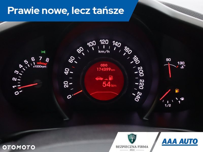 Kia Sportage - 12