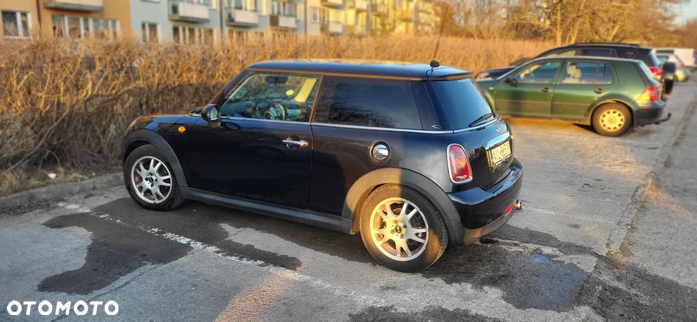 MINI Cooper Standard - 12