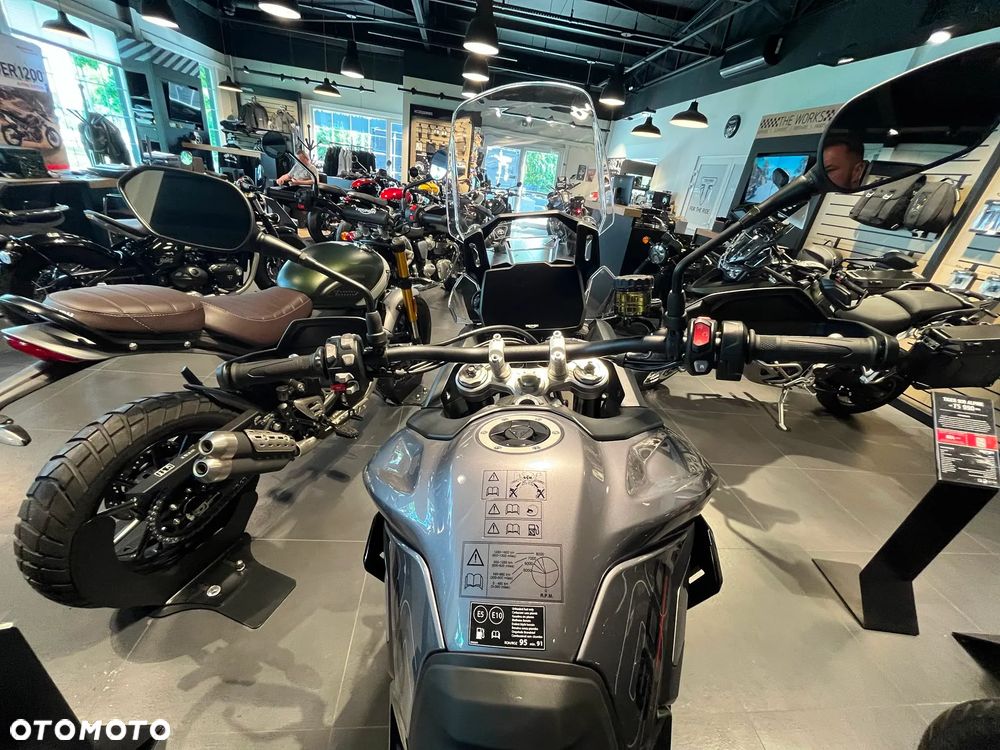 Triumph Tiger - 10