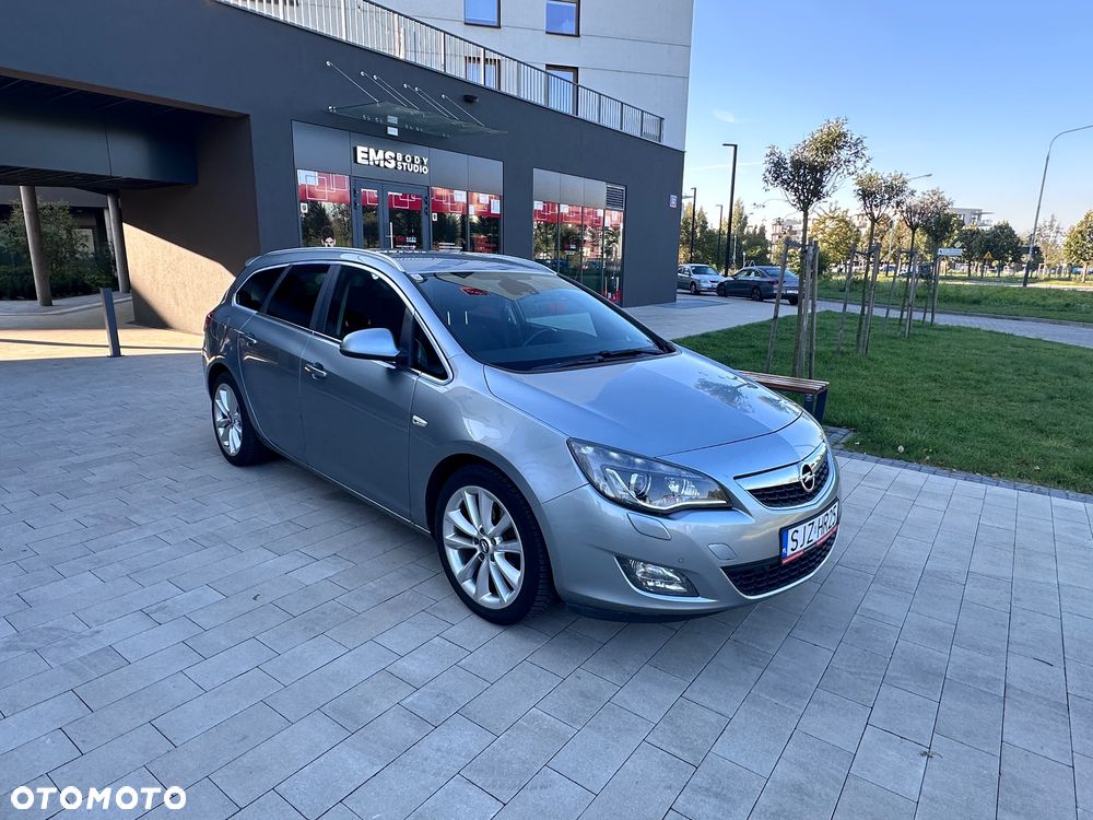 Opel Astra 2.0 CDTI DPF Sports Tourer - 12