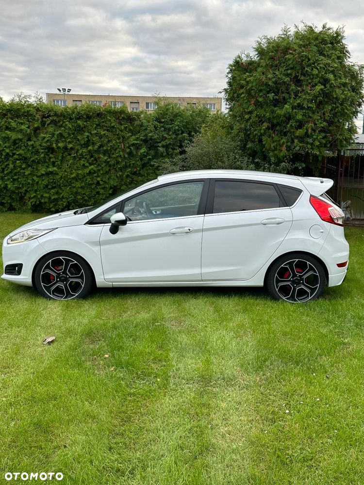 Ford Fiesta 1.0 EcoBoost Titanium - 8