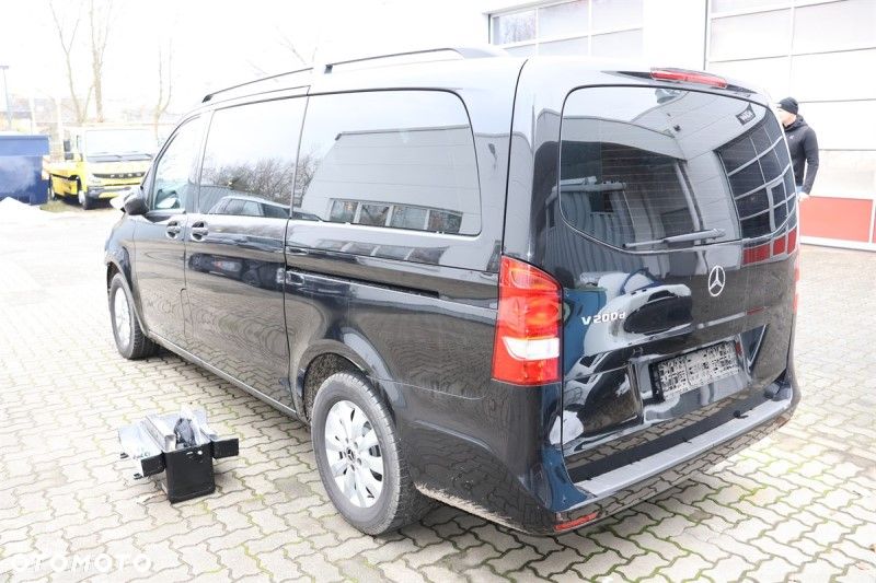 Mercedes-Benz Klasa V 200 (BlueTEC) d lang 7G-TRONIC - 4