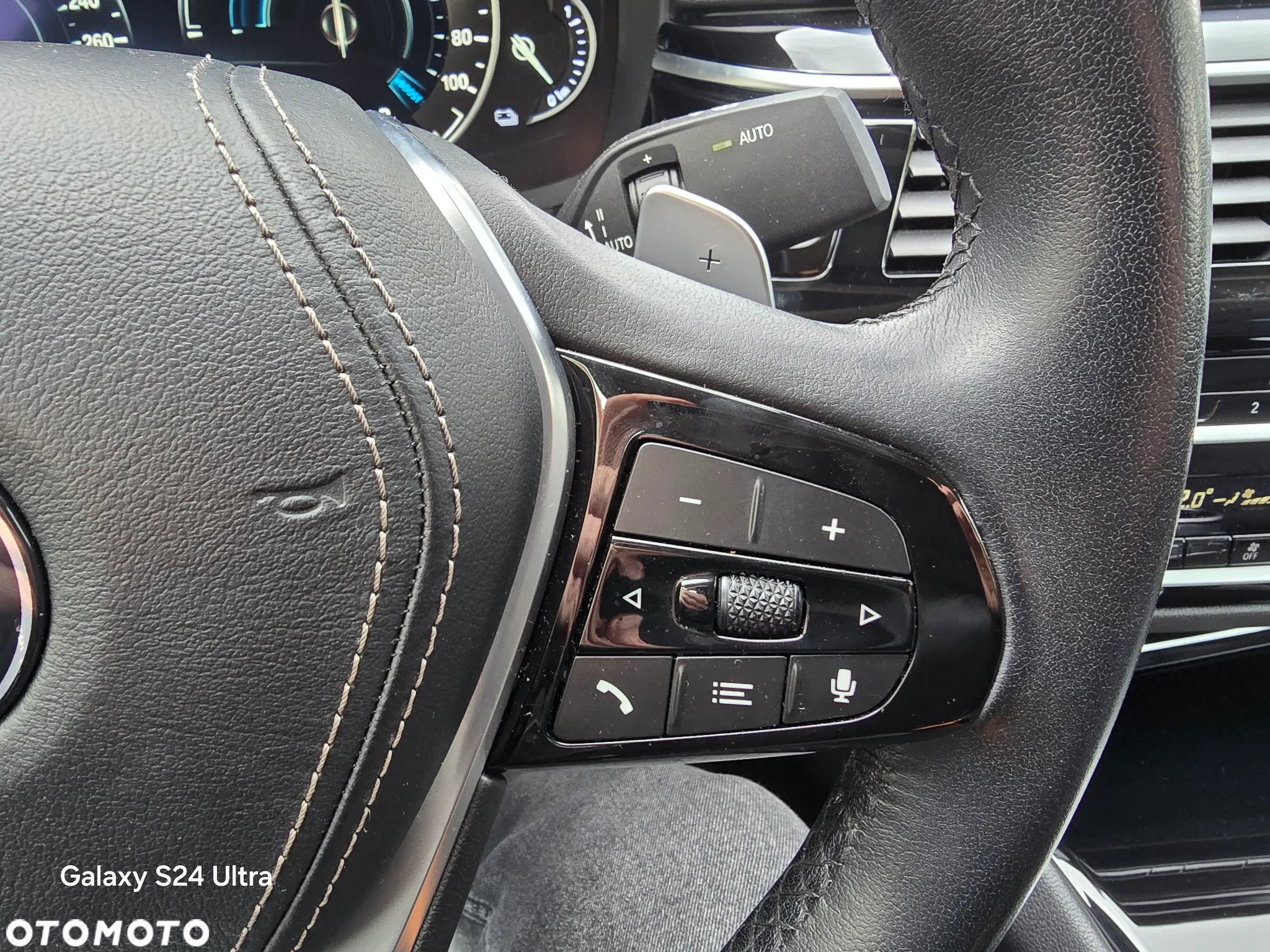 BMW Seria 5 530e iPerformance Luxury Line sport - 25