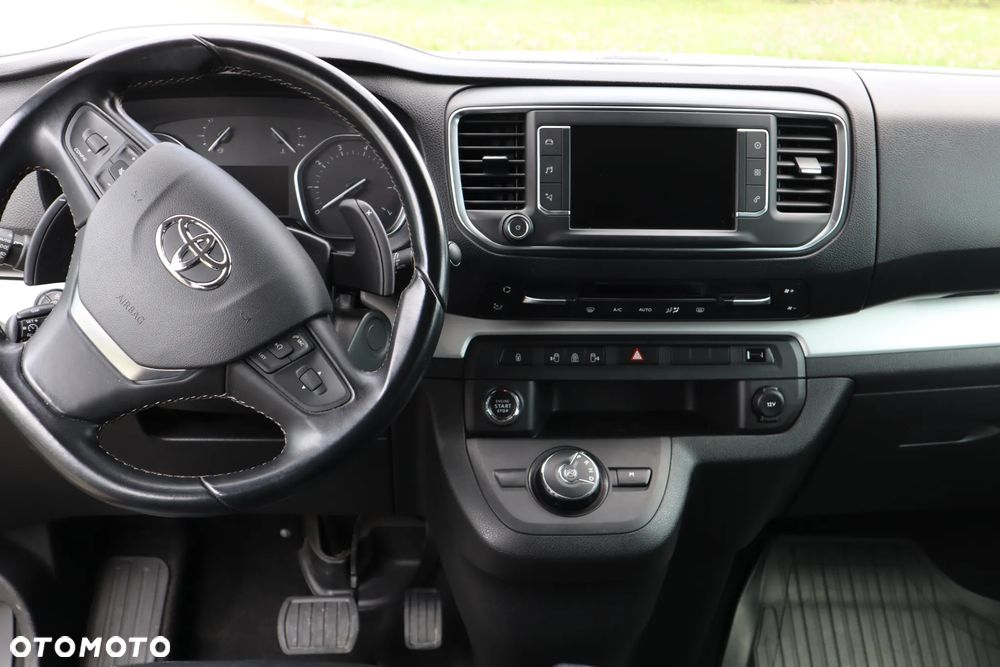 Toyota ProAce Kombi 2.0 D-4D Long 2,8t - 6