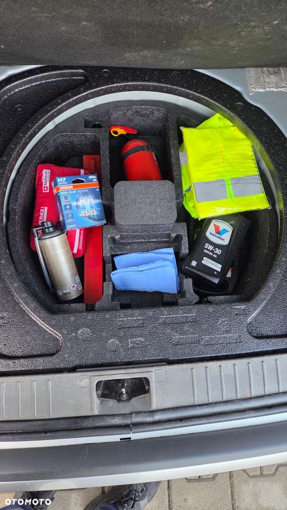 Ford Focus 1.6 Silver X - 34