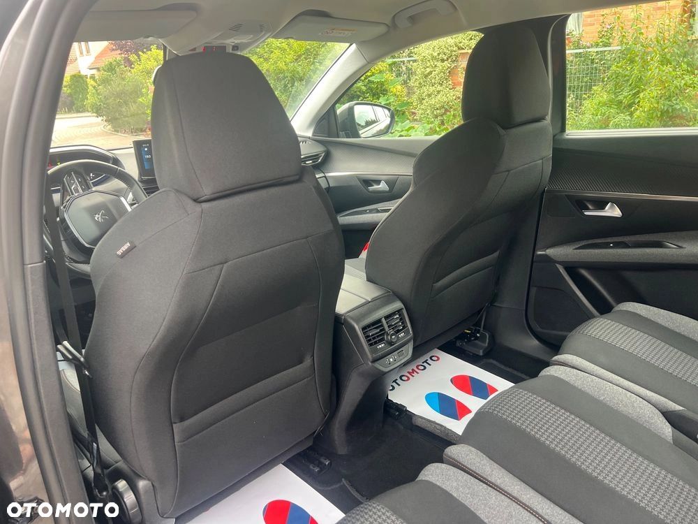 Peugeot 5008 1.5 BlueHDI Allure S&S - 14