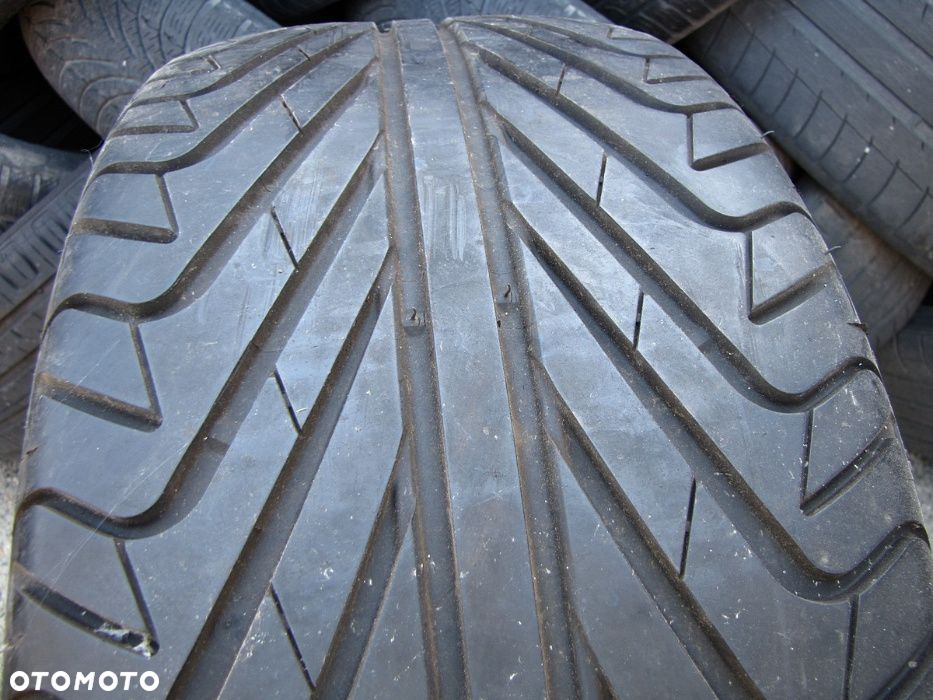1x Opona letnia 255/40/19 MICHELIN Pilot Sport - 96Y 6mm - 2