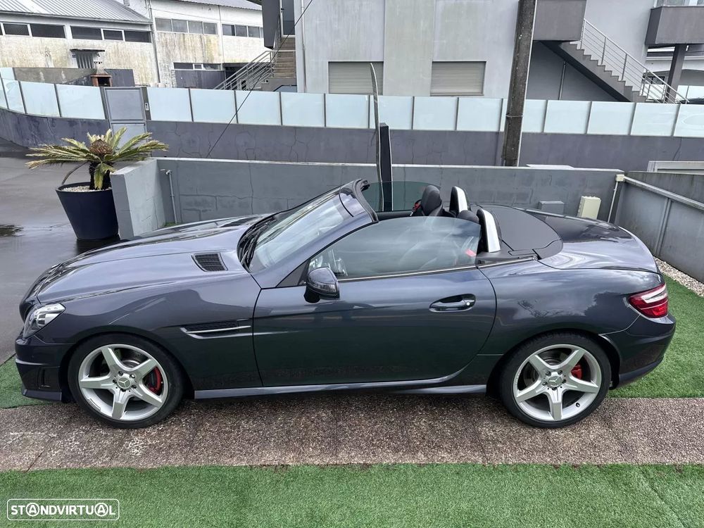 Mercedes-Benz SLK 250 (BlueEFFICIENCY) 7G-TRONIC CarbonLOOK Edition - 16