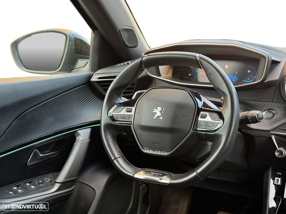 Peugeot 2008 1.2 PureTech GT Line EAT8 - 17