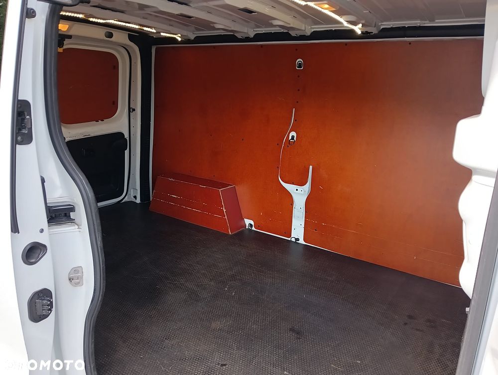 Renault TRAFIC - 13