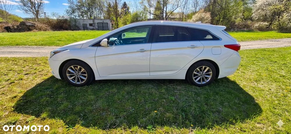 Hyundai i40 Kombi 1.7 CRDi DCT Premium - 10