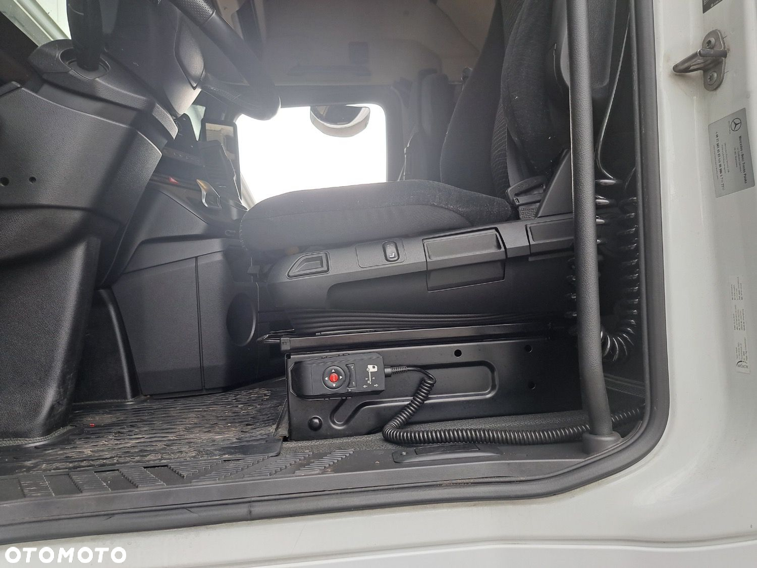 Versalift Actros 1845 - 40