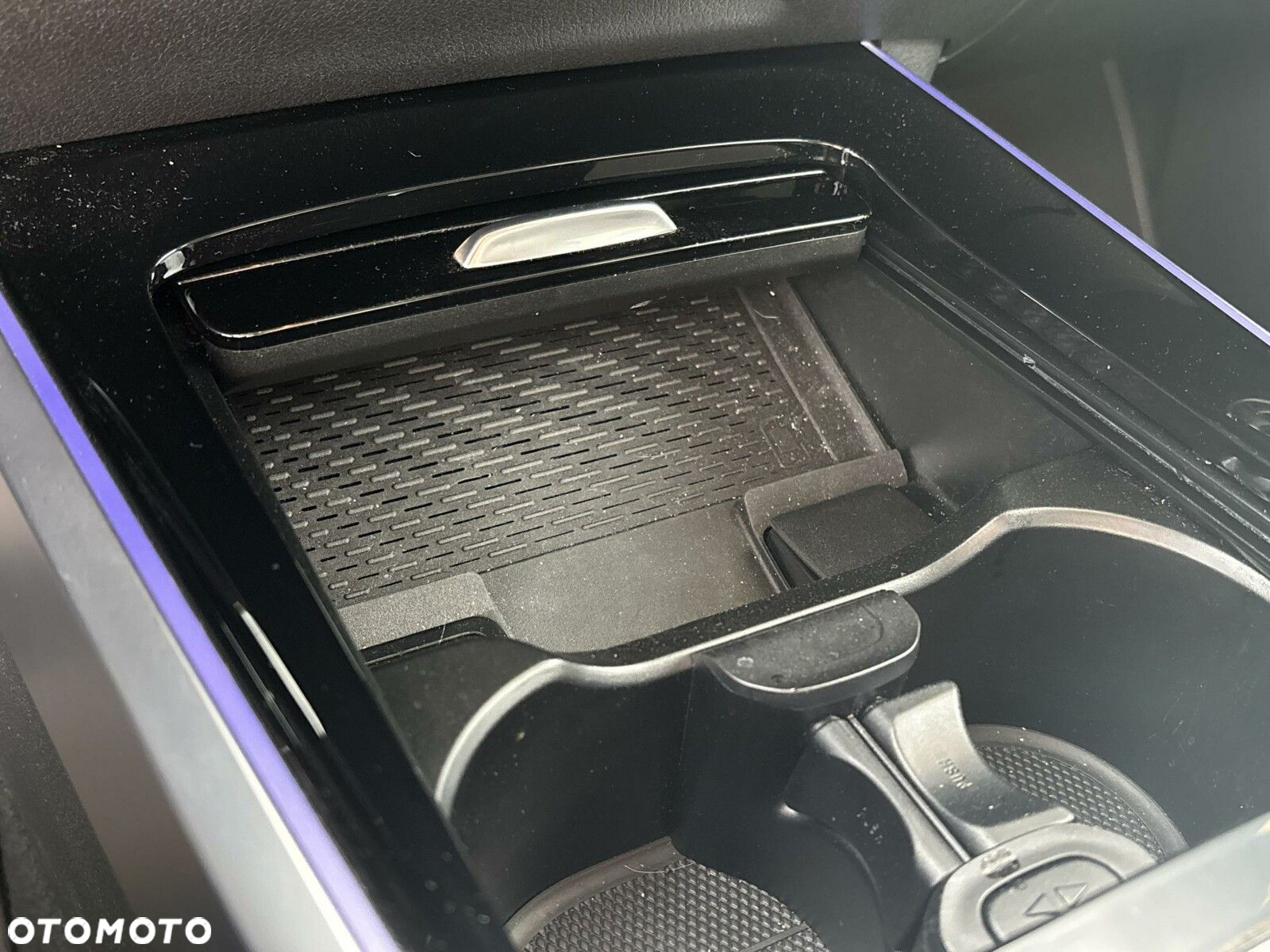 Mercedes-Benz GLB 200 Progressive 7G-DCT - 24