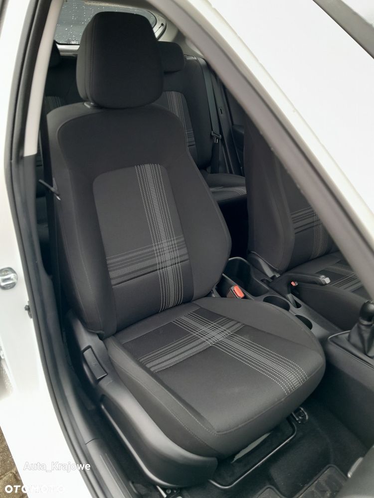 Hyundai i20 1.2 Classic - 23