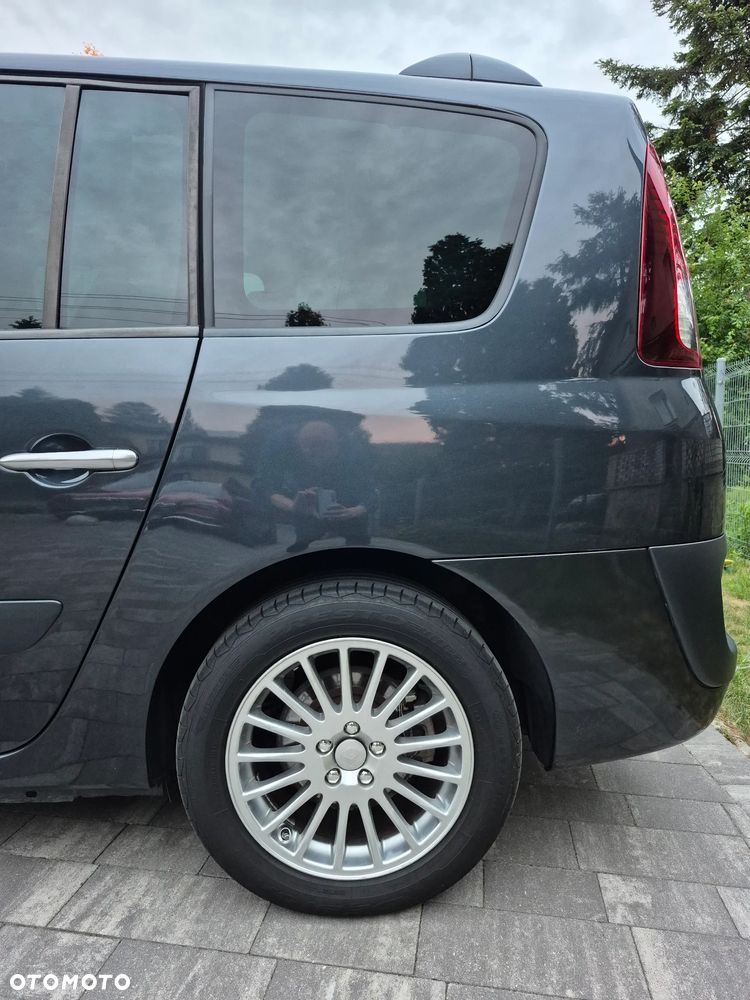 Renault Grand Espace 2.0 dCi Initiale - 28
